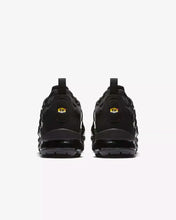 Load image into Gallery viewer, Nike Air Vapormax Plus Men and Women Trainers Running Shoes Flyknit Sneakers with Air Sole Nike Sneaker
