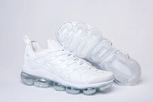 Load image into Gallery viewer, Nike Air Vapormax Plus Men and Women Trainers Running Shoes Flyknit Sneakers with Air Sole Nike Sneaker
