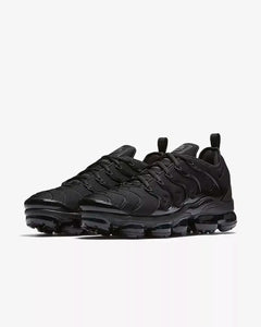 Nike Air Vapormax Plus Men and Women Trainers Running Shoes Flyknit Sneakers with Air Sole Nike Sneaker